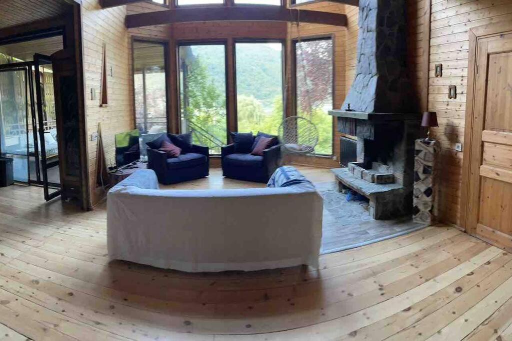 ❆Cozy, 4 Br. Villa In Ananuri❆ Eksteriør billede