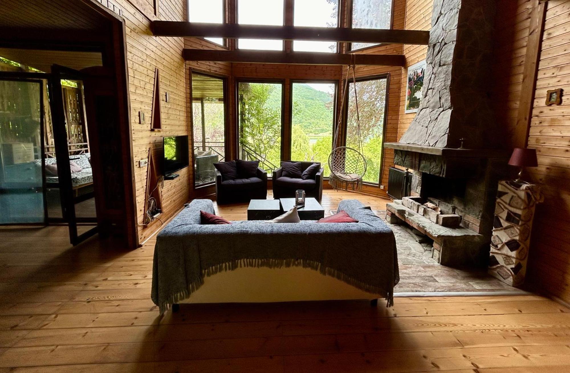 ❆Cozy, 4 Br. Villa In Ananuri❆ Eksteriør billede